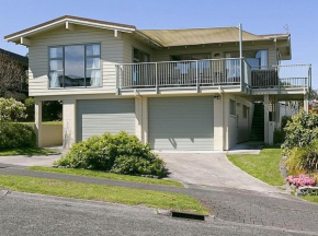 Golders Heights - Taupo Holiday Home